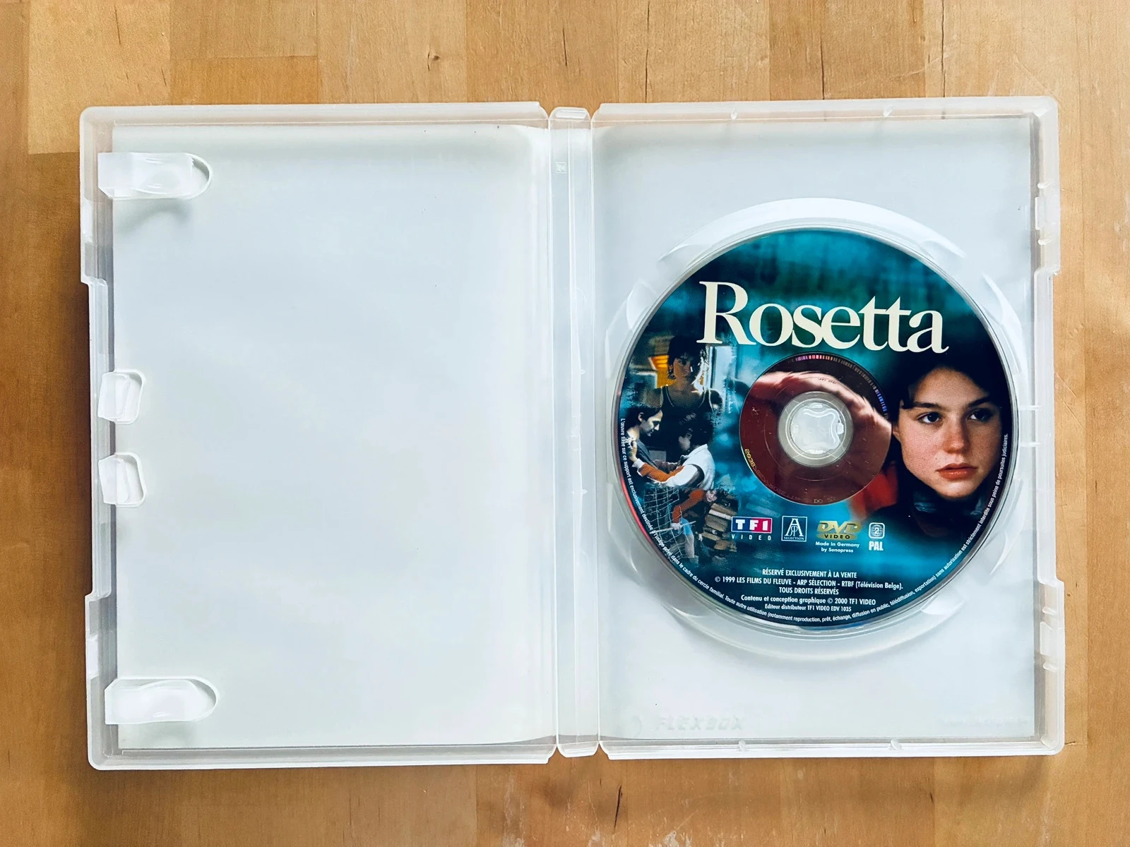 Rosetta DVD by the Dardenne brothers. – photo 2